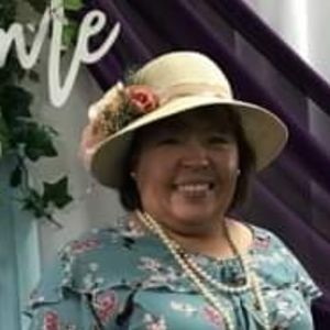 Meet your Posher, Isabel salazar